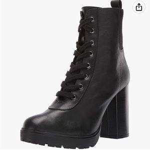 Steve Madden Latch Heeled Combat Boot in Black, Size 7
